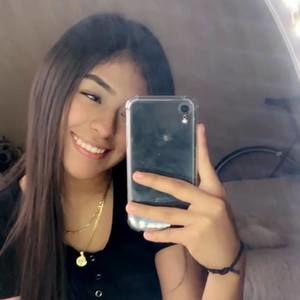 Meet your Posher, Camilla